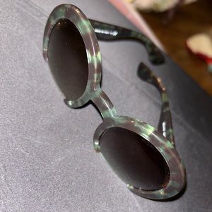 MIU MIU GLASSES